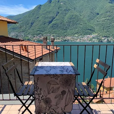La Casa Del Mastro - بيت للعطل Pognana Lario